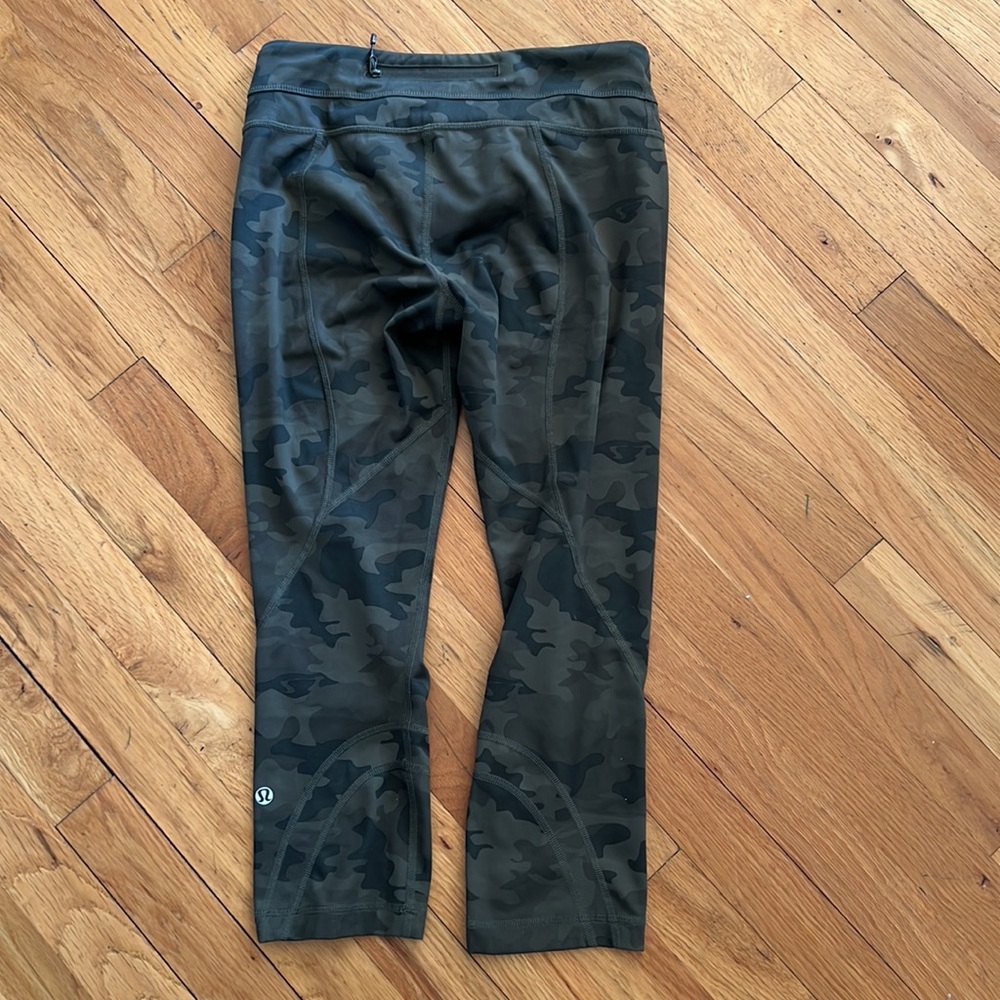 Lululemon Camo Leggings - Picture 3 of 4